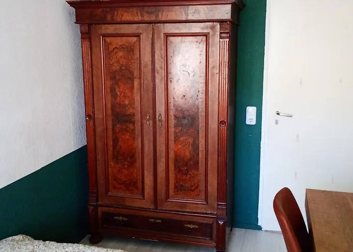 בית אירוח Schoenes *